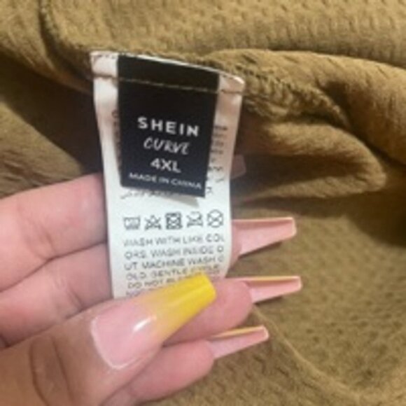 Woman’s SHEIN waffle oversized top size 4x - Picture 3 of 6